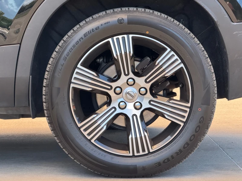 Volvo XC40 D3 2.0D 150 HP AUTOMATIC INSCRIPTION 2019 Г., снимка 17 - Автомобили и джипове - 52481845