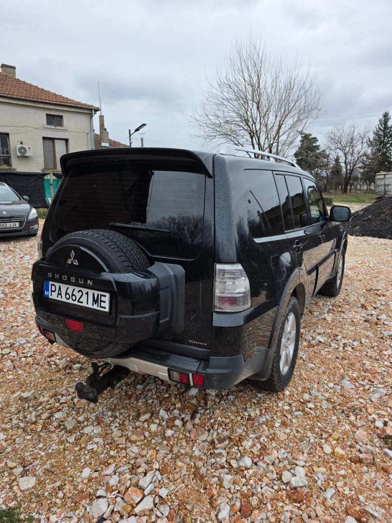 Mitsubishi Pajero 3.2 дизел автоматик 134кс, снимка 3 - Автомобили и джипове - 53572540
