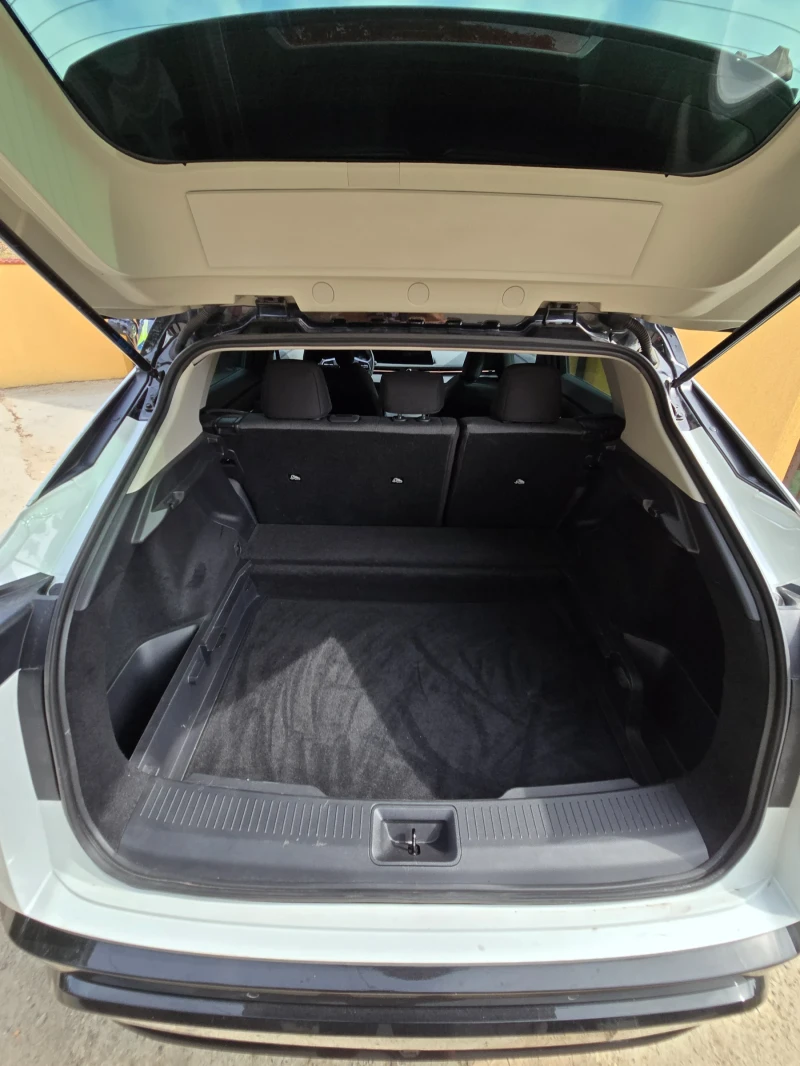 Nissan Ariya 90kwh , FWD, снимка 11 - Автомобили и джипове - 51625982