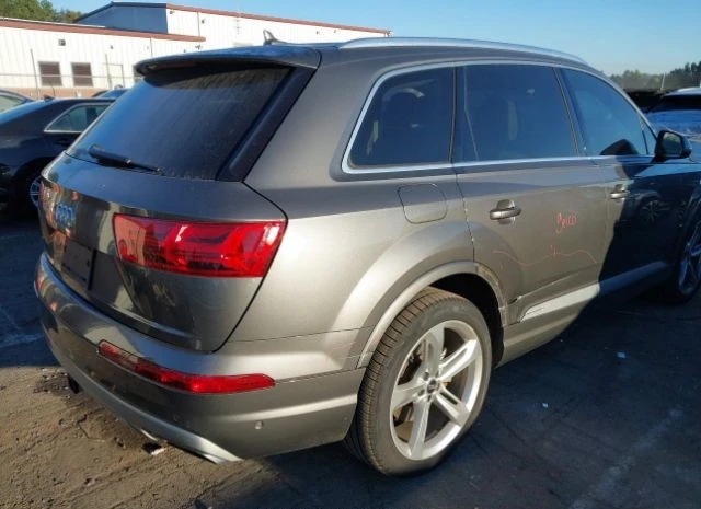 Audi Q7 55* PREMIUM* HEADUP* ОБДУХВАНЕ* ПОДГРЕВИ, снимка 6 - Автомобили и джипове - 48209157