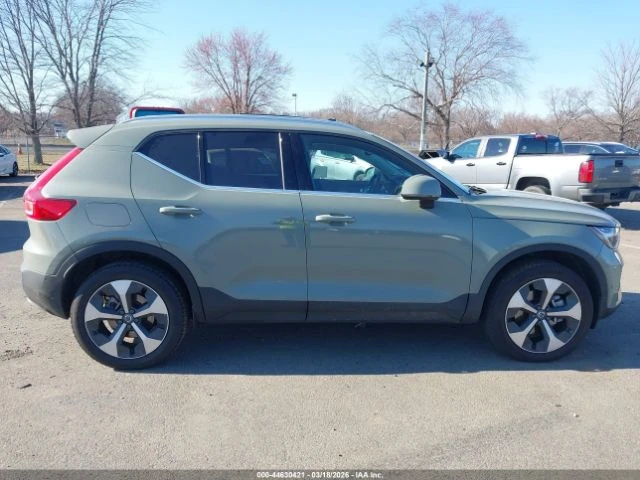 Volvo XC40 * B5 PLUS* BRIGHT THEME* , снимка 12 - Автомобили и джипове - 55007509
