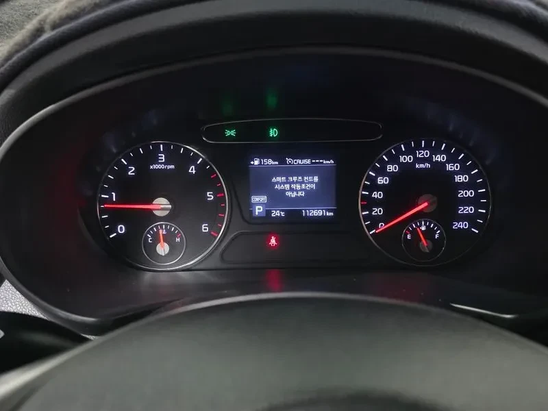 Kia Sorento 2.2 4Wd, снимка 8 - Автомобили и джипове - 56360590