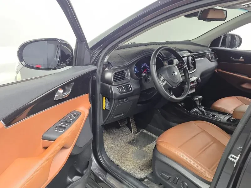 Kia Sorento 2.2 4Wd, снимка 10 - Автомобили и джипове - 56360590