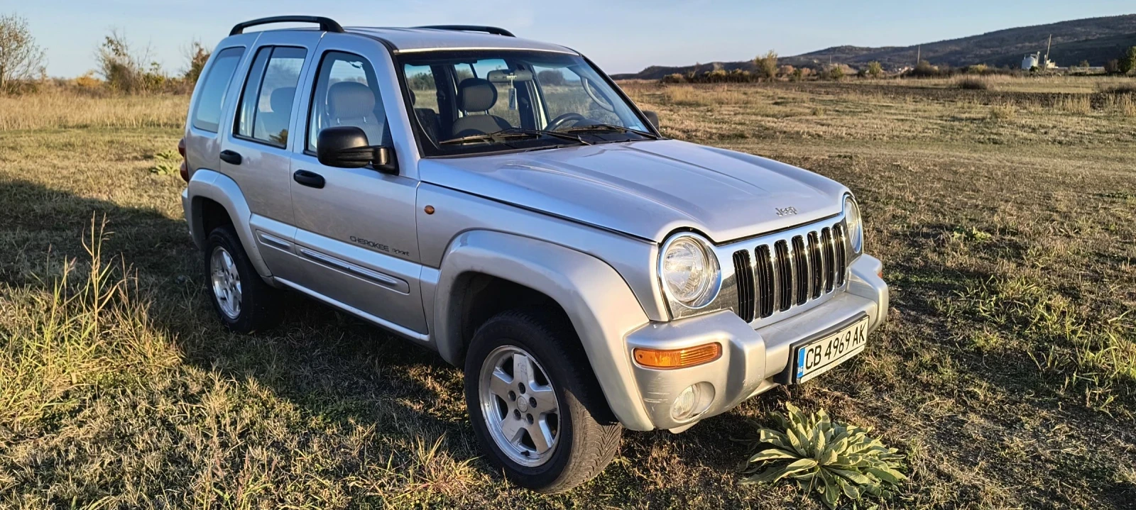 Jeep Cherokee  - изображение 3