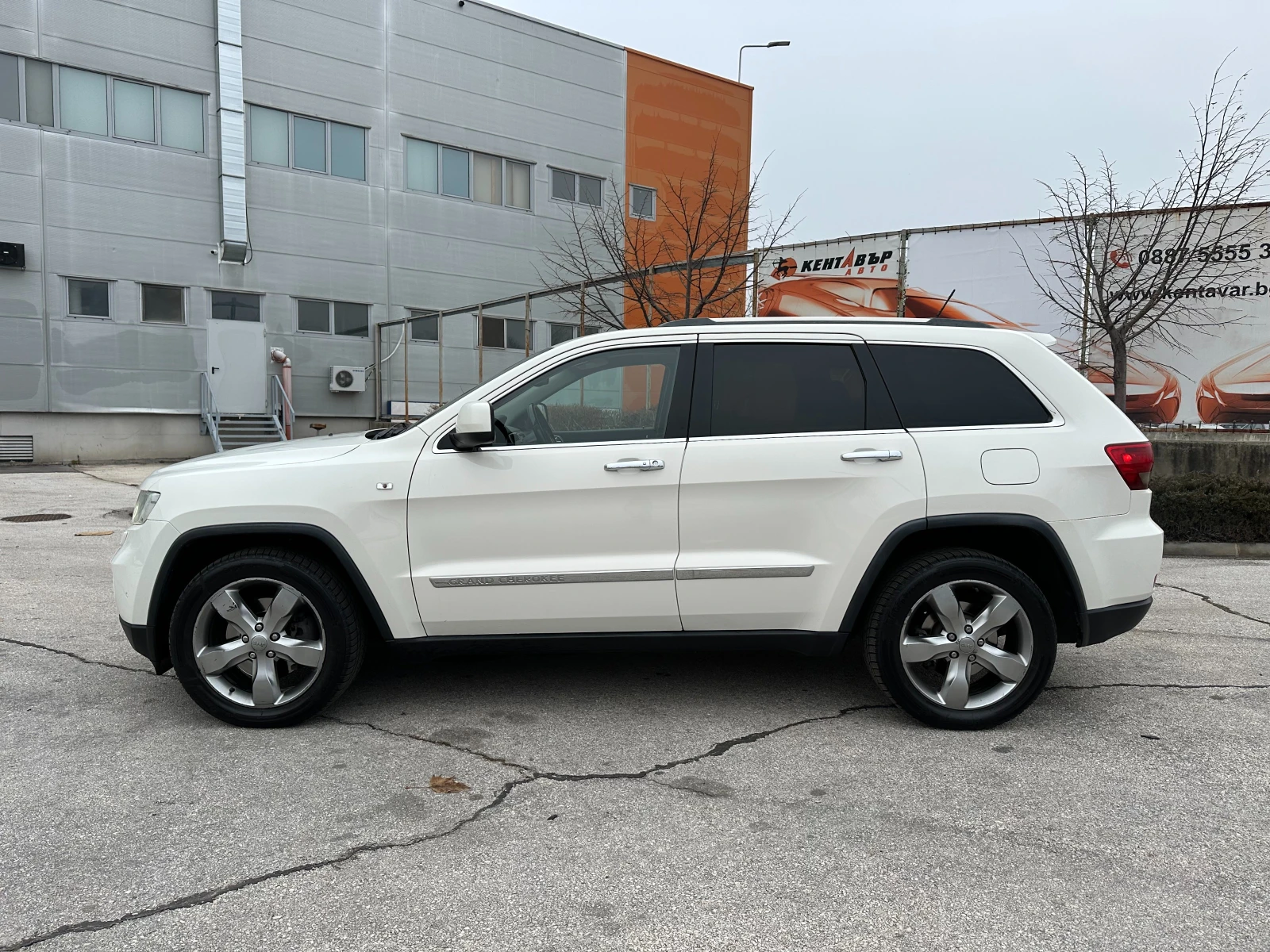 Jeep Grand cherokee 3.0d 241 к.с. - изображение 2