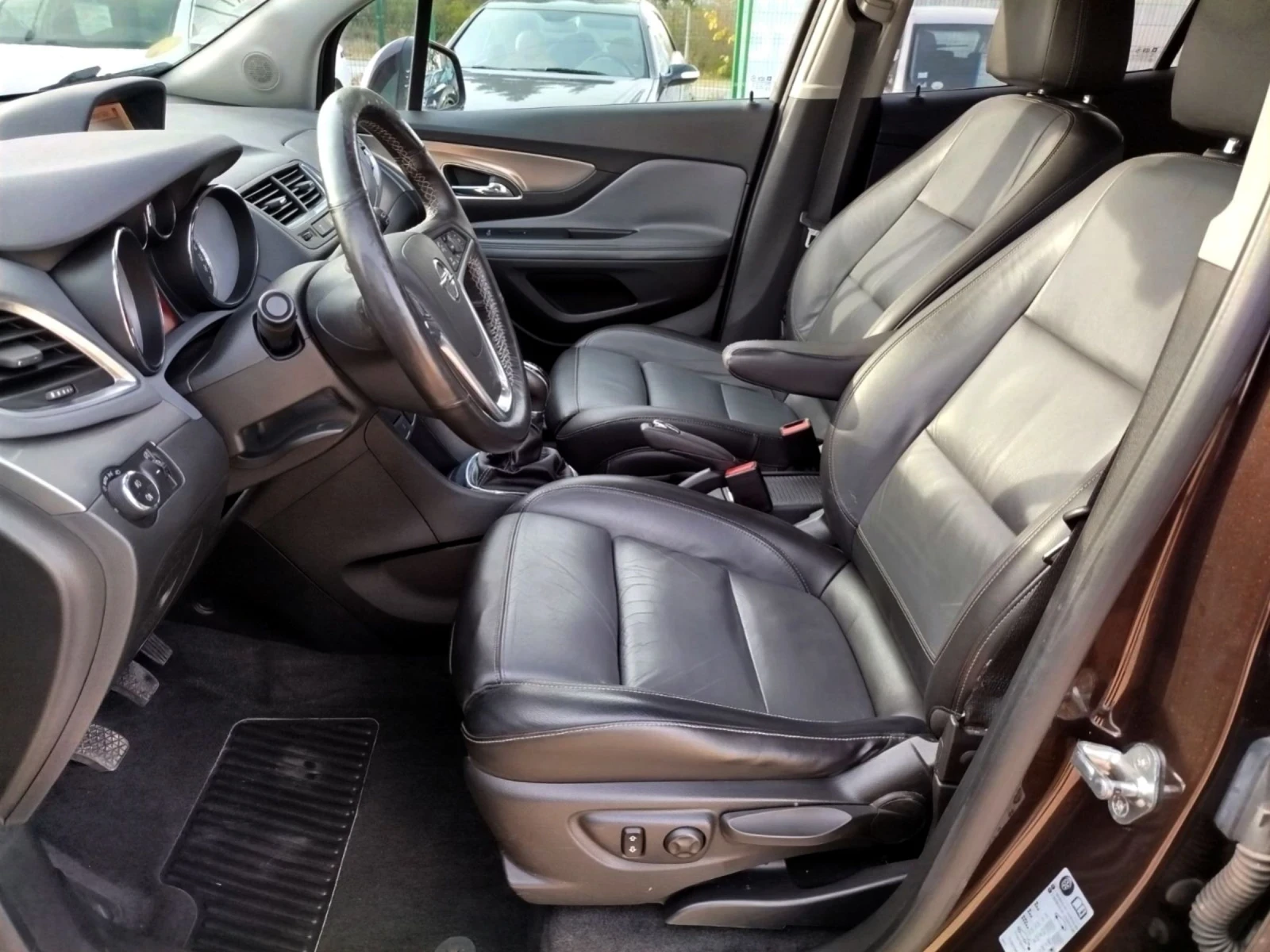 Opel Mokka 1.7 CRDi* Recaro* Xenon* COSMO - изображение 10