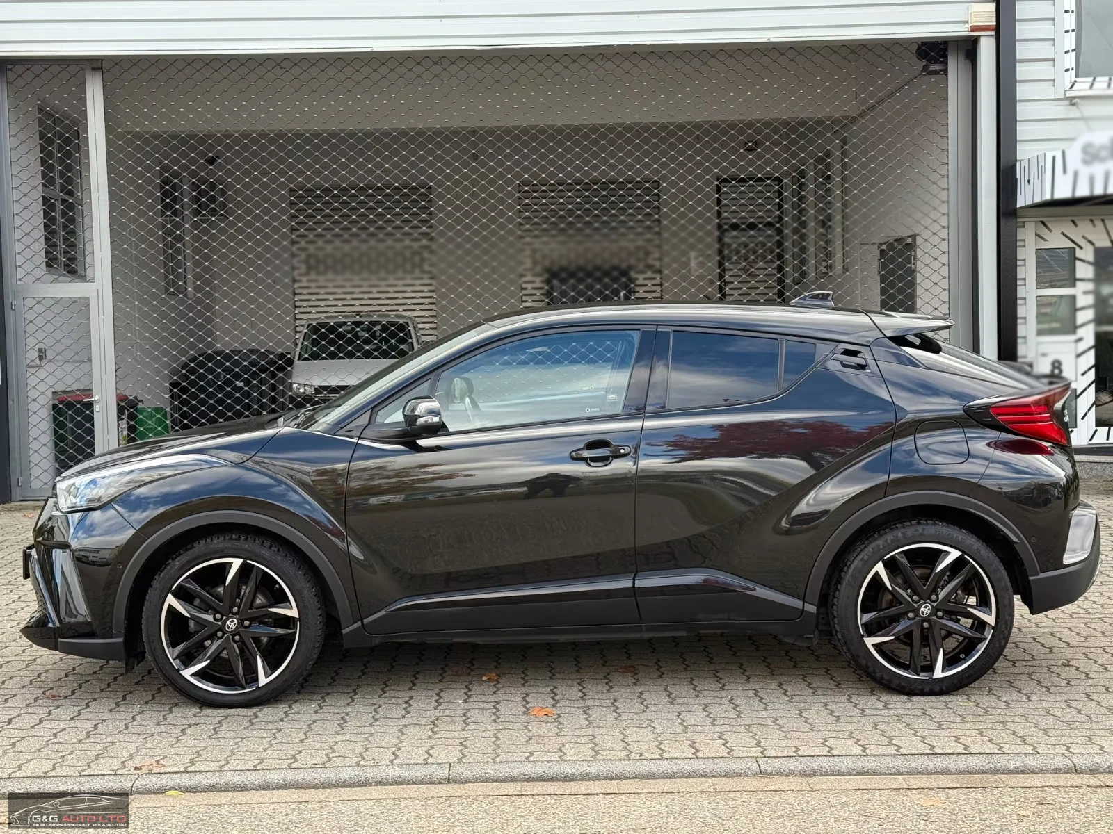 Toyota C-HR GR-SPORT/184HP/BLACK-EDITION/ACC/BSA/CPLAY/894f - изображение 3