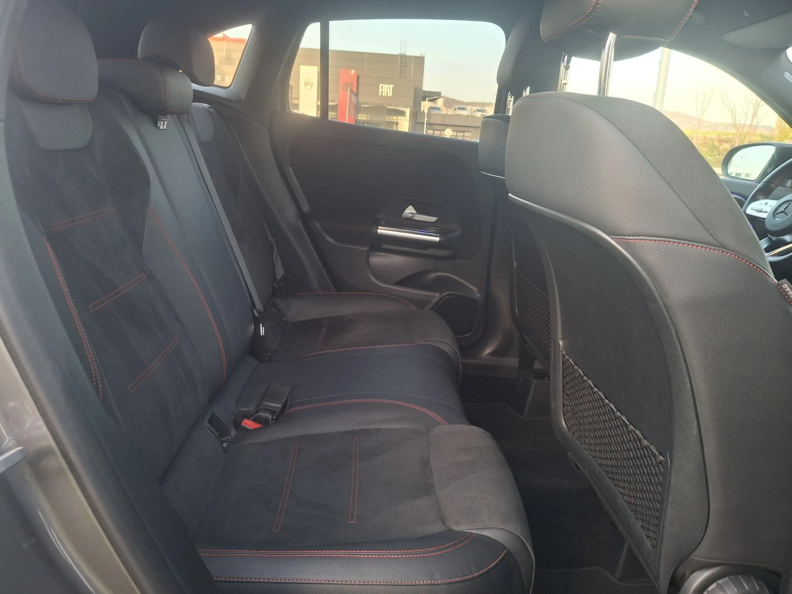 Mercedes-Benz GLA 250 4MATIC - изображение 8