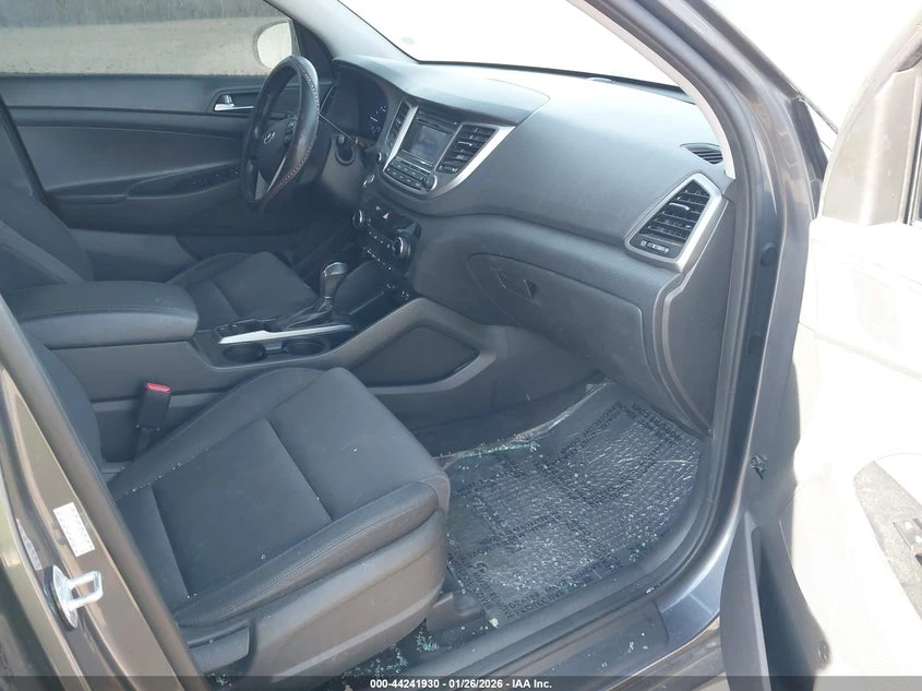 Hyundai Tucson 1.6L I-4 DI, DOHC, VVT, TURBO, 175HP Front Wheel | Mobile.bg � ����������� 5