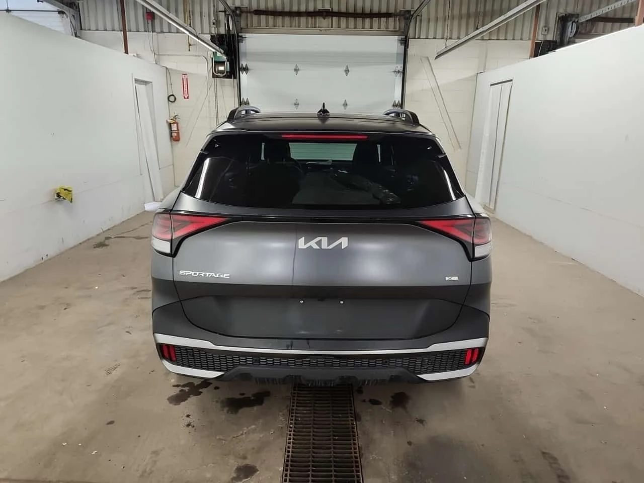 Kia Sportage X LINE LIMITED /CARFAX /ПАНО/ГУМИ+ ДЖАНТИ/ОБДУХ/, снимка 4 - Автомобили и джипове - 54114986