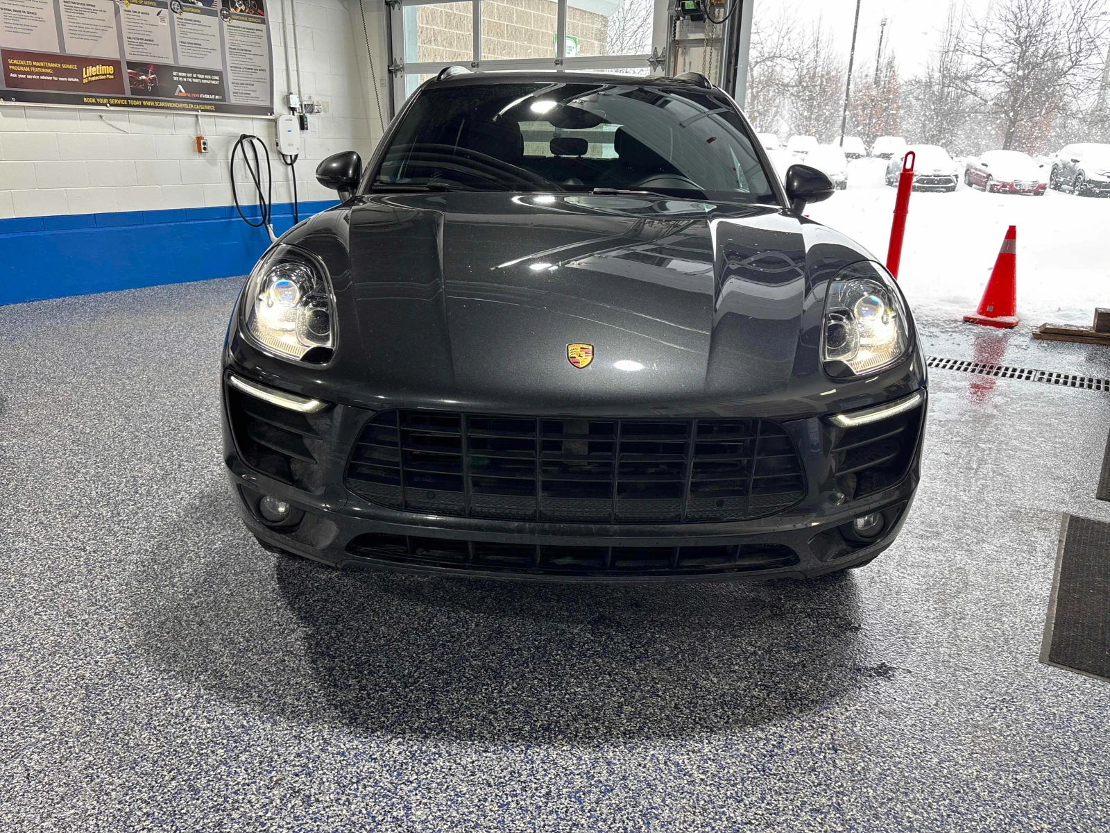 Porsche Macan  * * CARFAX * * АВТО КРЕДИТ * * , снимка 2 - Автомобили и джипове - 54222254
