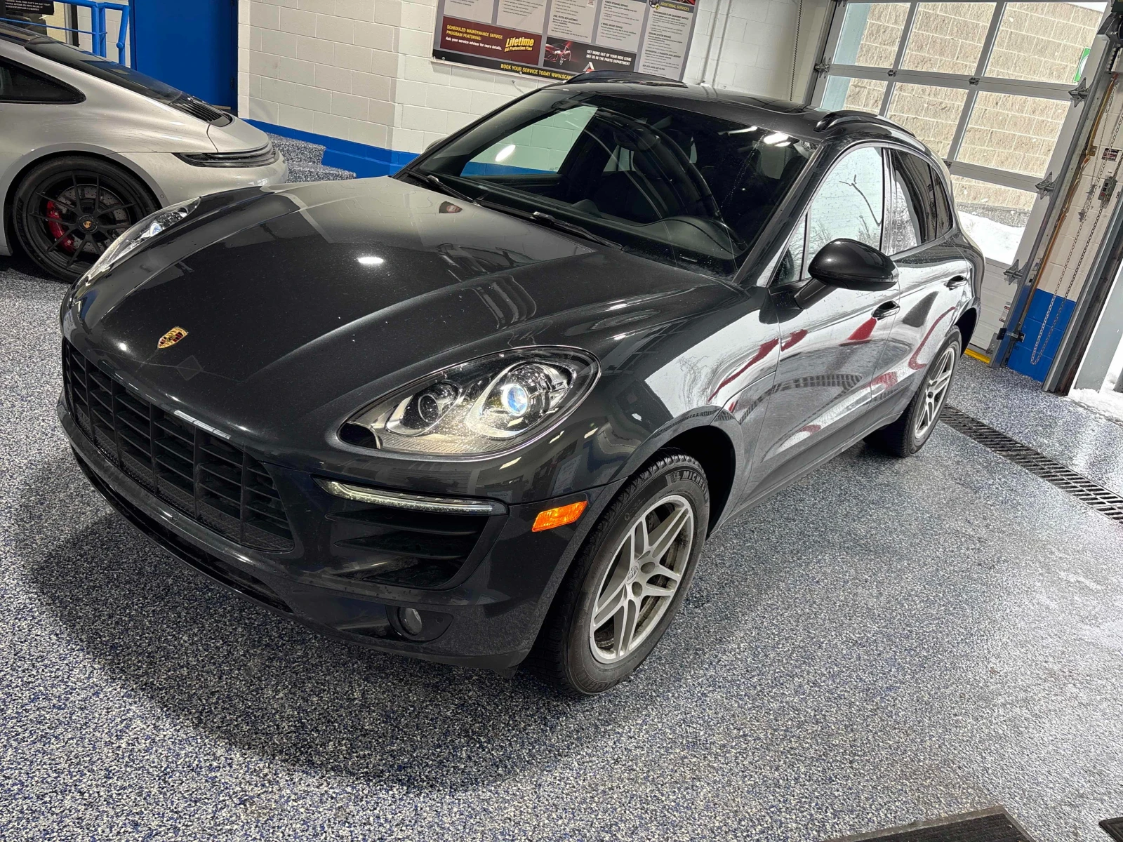 Porsche Macan  * * CARFAX * * АВТО КРЕДИТ * * 