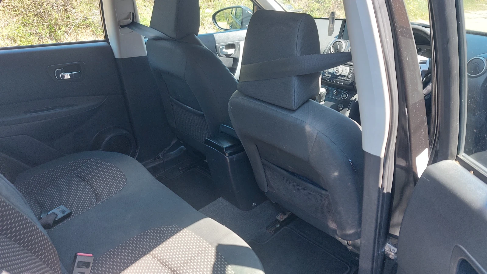 Nissan Qashqai 1, 5 дизел, снимка 4 - Автомобили и джипове - 54311125