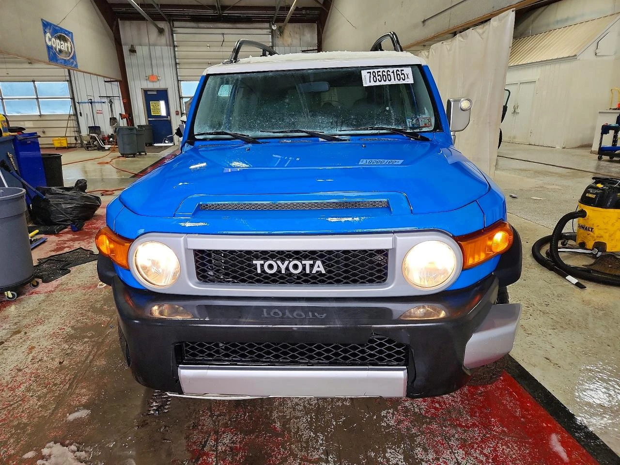 Toyota Fj cruiser 4.0 | V6 | 4x4 | AUTO, снимка 5 - Автомобили и джипове - 54844516