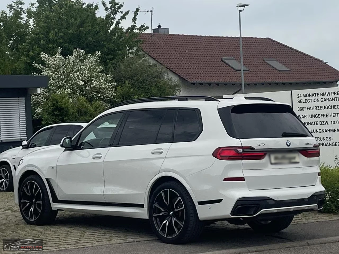 BMW X7 40d/xDRIVE/340HP/SOFTCLOSE/MSPORT/PANO/360/631z, снимка 3 - Автомобили и джипове - 55395934