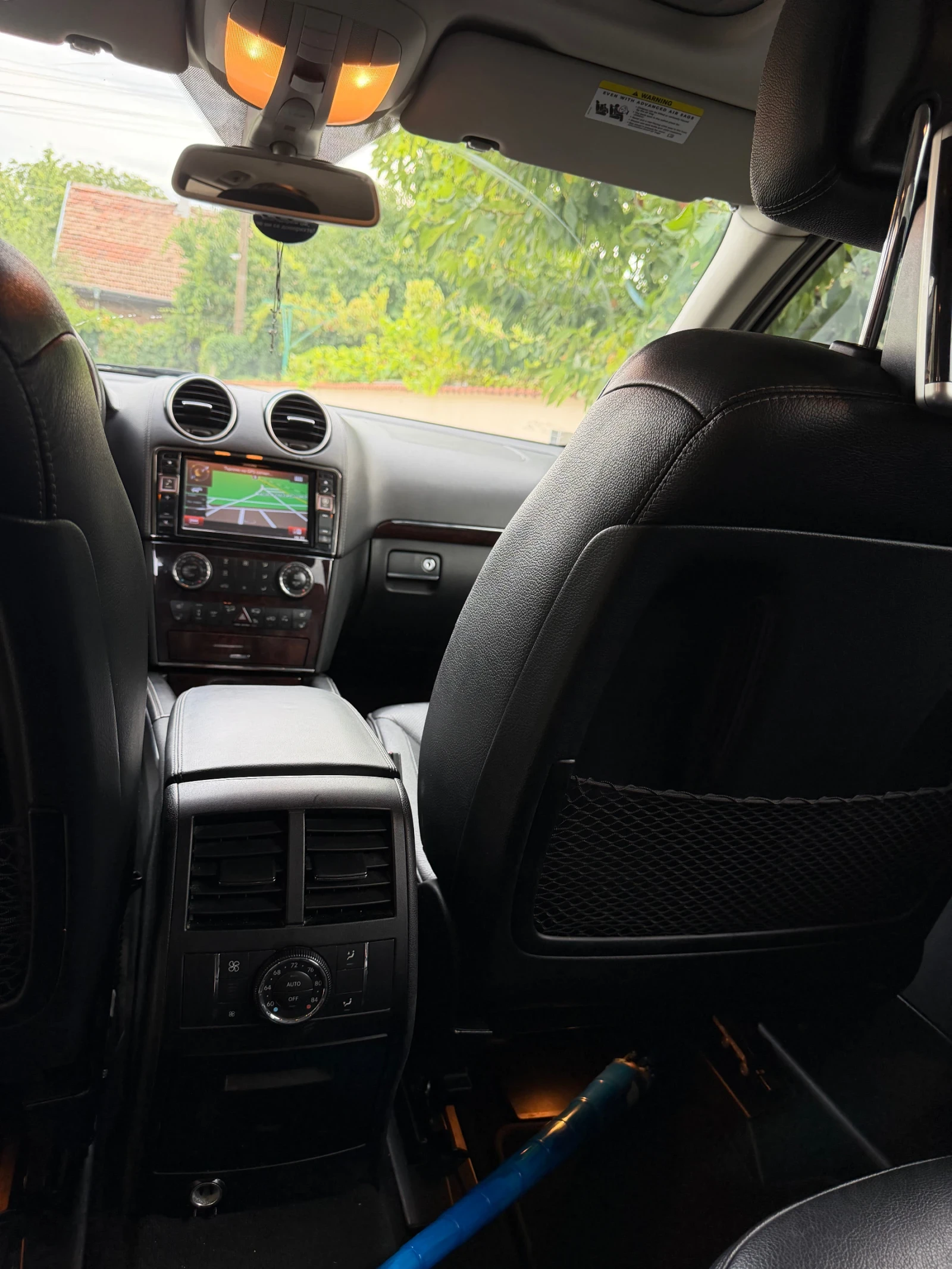 Mercedes-Benz GL 550, снимка 5 - Автомобили и джипове - 55795315