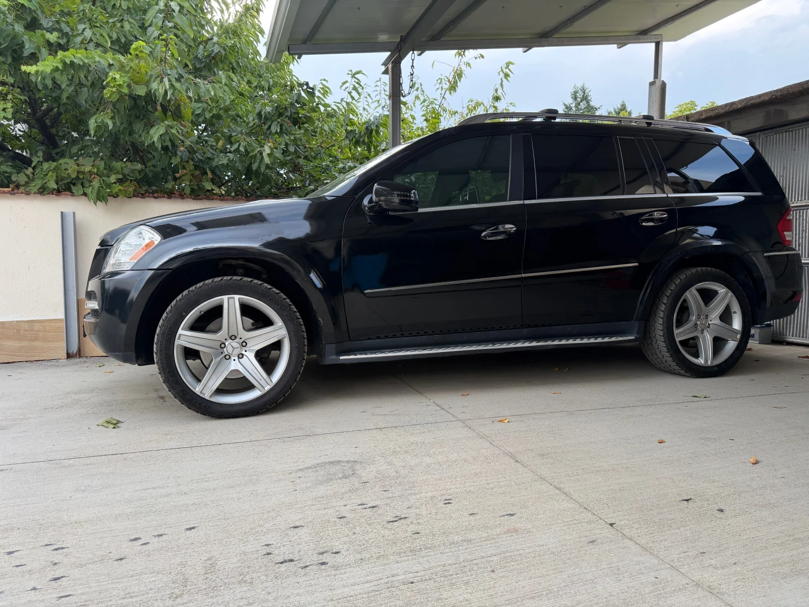 Mercedes-Benz GL 550, снимка 2 - Автомобили и джипове - 55795315