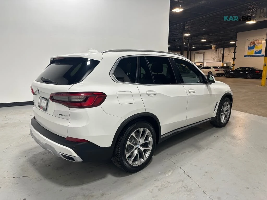 BMW X5 xDrive40i* PANO * АвтоКредит * (ЦЕНА ДО БГ) * , снимка 4 - Автомобили и джипове - 56012293