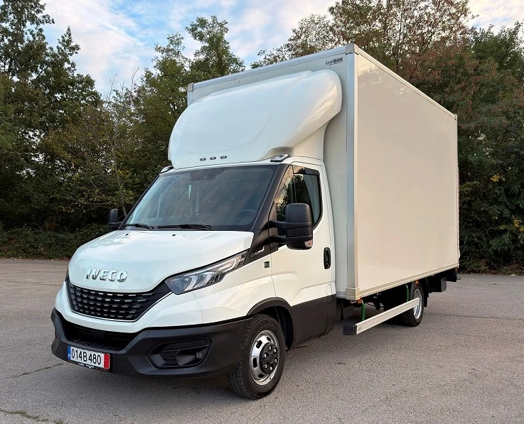 Iveco 35c18 3.0* HI-MATIC* БОРД* 4.45м* ВЪЗГЛАВНИЦИ* LED* 3.5т