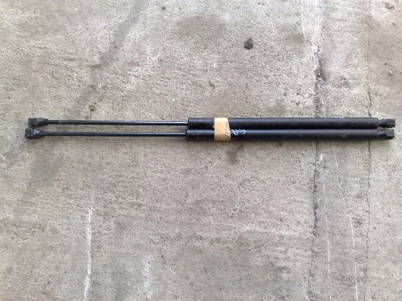 амортисьор заден капак за Ситроен Саксо 1.1 98г. 