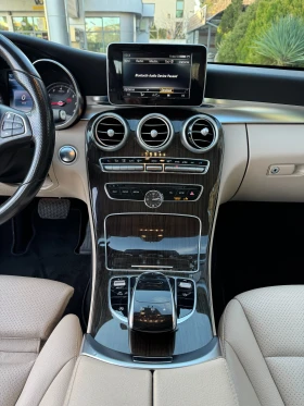 Mercedes-Benz C 300 4MATIC, снимка 12