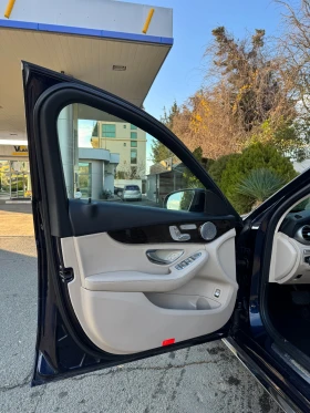 Mercedes-Benz C 300 4MATIC, снимка 8