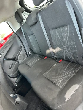 Peugeot 208, снимка 16