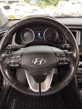 Hyundai Elantra 2.0 бензин автомат , снимка 10