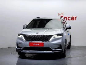 Kia Carnival 4th Gen 11-Seater Prestige, снимка 3