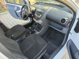 Toyota Aygo 1.0 VVTI 16V  Бензин, снимка 10