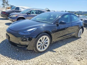 ������ Tesla Model 3