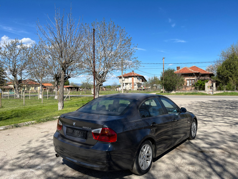BMW 320 D, снимка 5 - Автомобили и джипове - 45574064