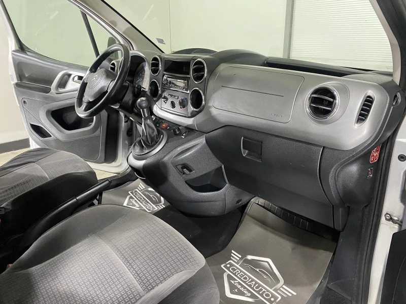 Citroen Berlingo 1.6D, снимка 9 - Автомобили и джипове - 46600002