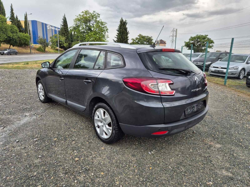 Renault Megane 1.5DCI 110к.с., снимка 3 - Автомобили и джипове - 46700757