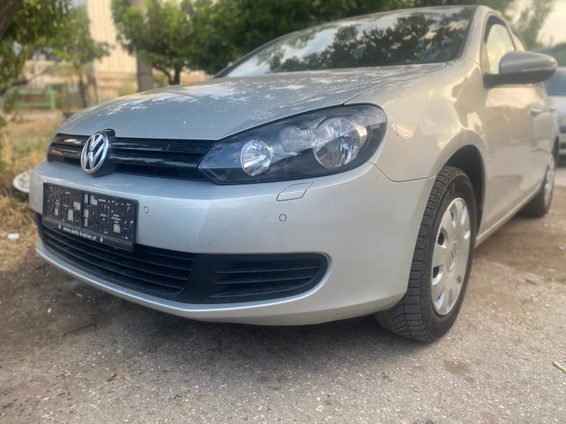 VW Golf 1.4 90 2010год, снимка 1 - Автомобили и джипове - 47529223