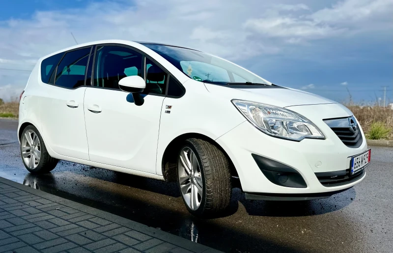 Opel Meriva B 1.7CDTI 150 Jahre, Панорама, Подгрев, Теглич, , снимка 4 - Автомобили и джипове - 47485949