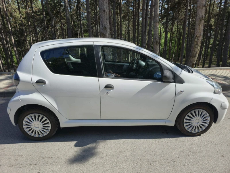 Toyota Aygo 1.0 VVTI 16V  Бензин, снимка 7 - Автомобили и джипове - 48824828