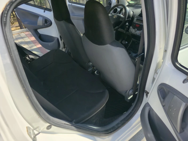 Toyota Aygo 1.0 VVTI 16V  Бензин, снимка 14 - Автомобили и джипове - 48824828