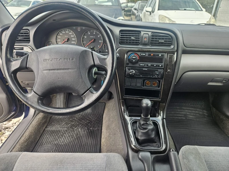 Subaru Legacy 4x4 2.0i , снимка 11 - Автомобили и джипове - 51922238