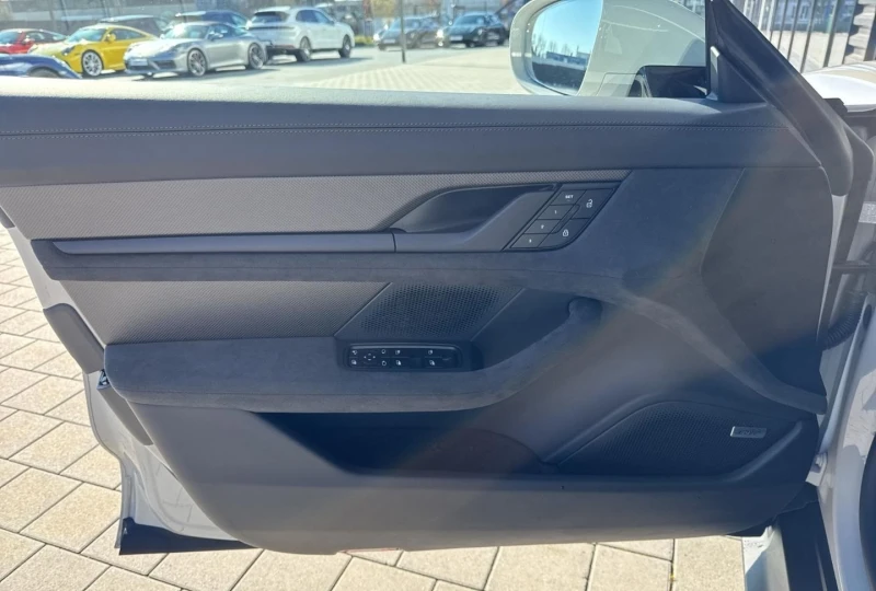 Porsche Taycan GTS CARBON HEAD UP BOSE 360 HD-MATRIX, снимка 6 - Автомобили и джипове - 52434180