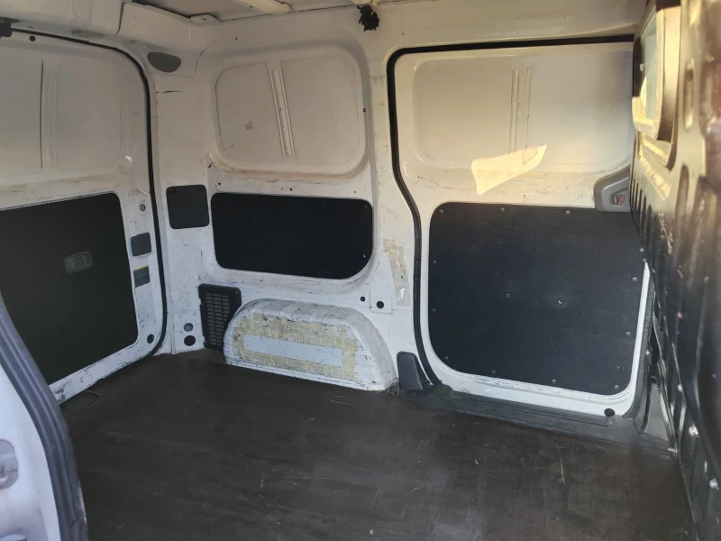 Nissan e-NV200 Товарен, снимка 4 - Автомобили и джипове - 52448399