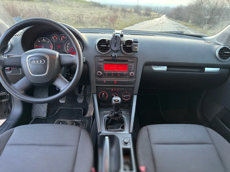 Audi A3 1.6 TDI, снимка 4 - Автомобили и джипове - 52860440