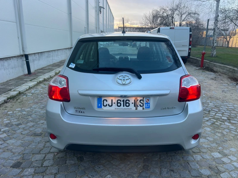 Toyota Auris 2.0 D-4D NAVI / FACELIFT, снимка 9 - Автомобили и джипове - 53049219