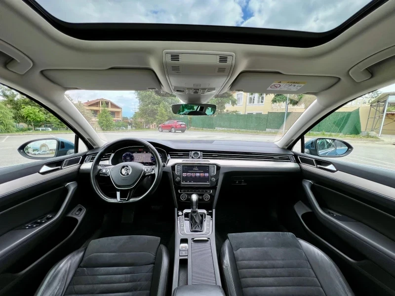 VW Passat 2.0 BiTDI 240к.с. Digital 4Motion Full 360 DSG 7, снимка 13 - Автомобили и джипове - 51991711