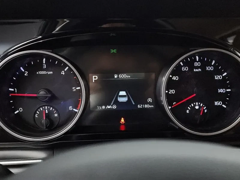 Kia Carnival 4th Gen 11-Seater Prestige, снимка 7 - Автомобили и джипове - 55172060