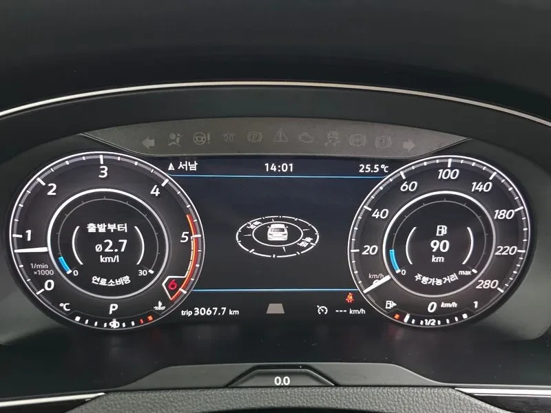 VW Arteon 2.0 TDI PREMIUM, снимка 8 - Автомобили и джипове - 55925609