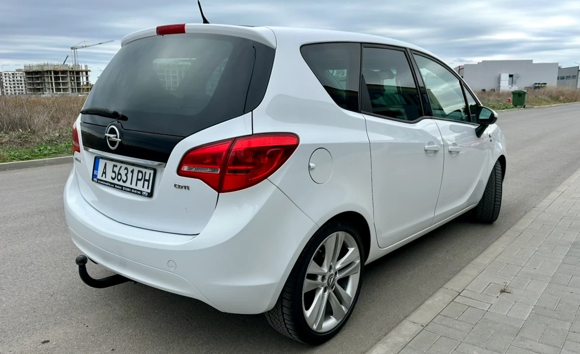 Opel Meriva B 1.7CDTI Регистрирана, Панорама, Подгрев, Теглич, - изображение 5