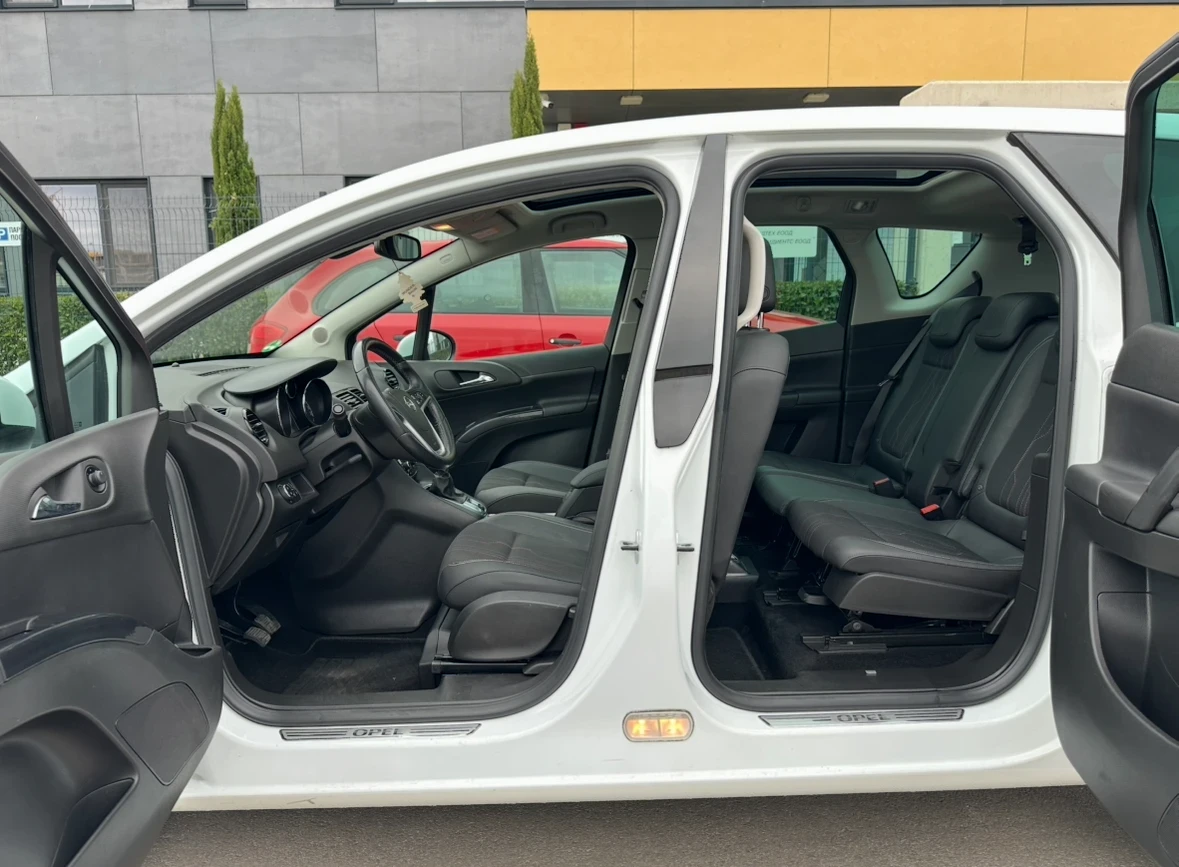 Opel Meriva B 1.7CDTI Регистрирана, Панорама, Подгрев, Теглич, - изображение 9