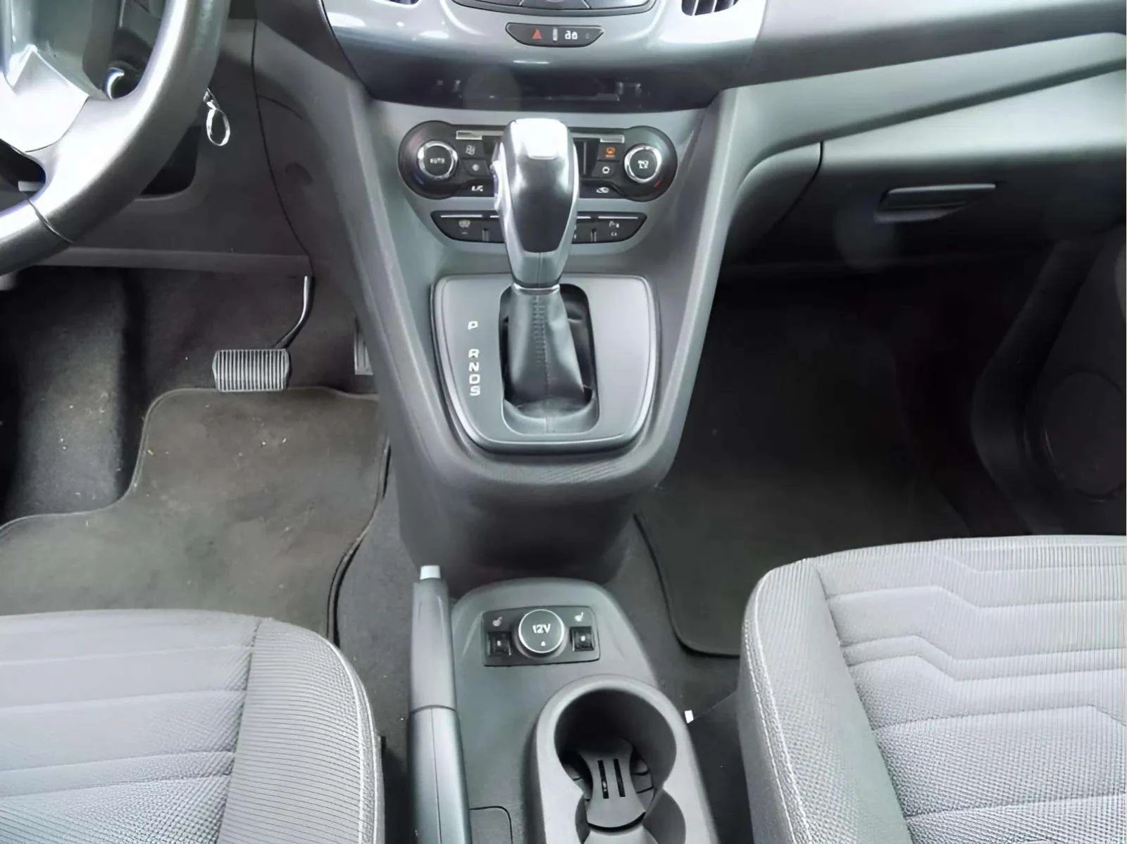 Ford Connect 1.5 TDCi - изображение 5