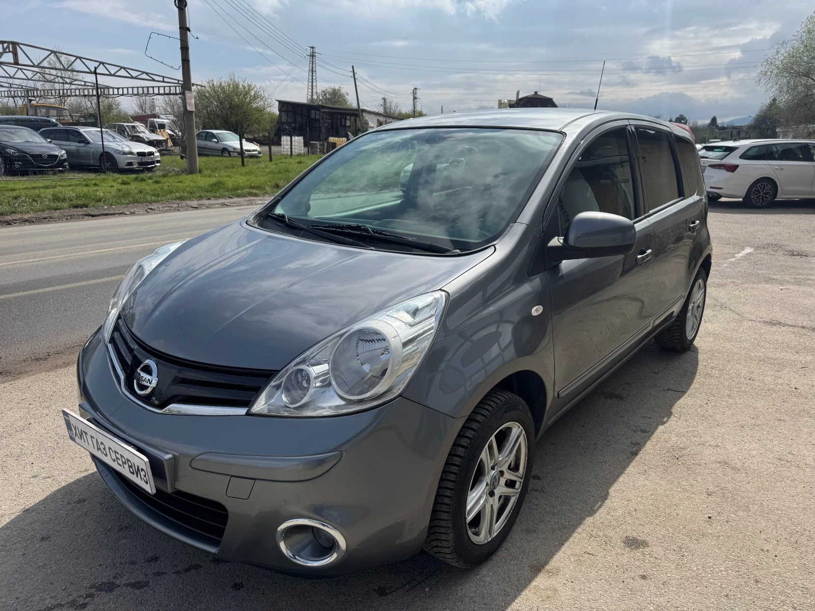 Nissan Note 1.6 16V - изображение 3